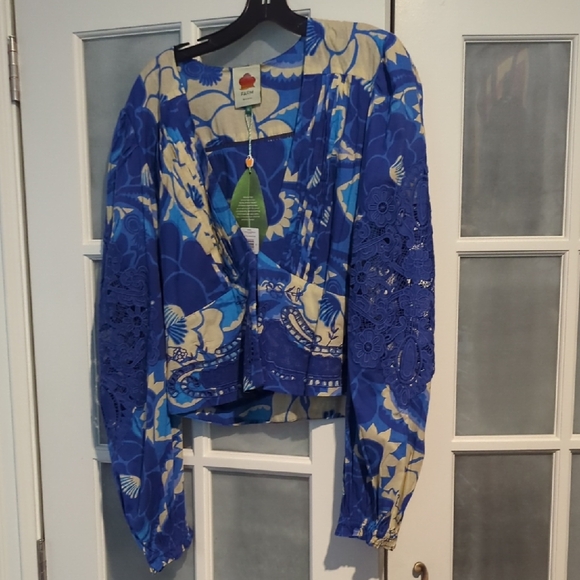 FARM Rio Blue and Yellow Floral Top - Picture 1 of 6